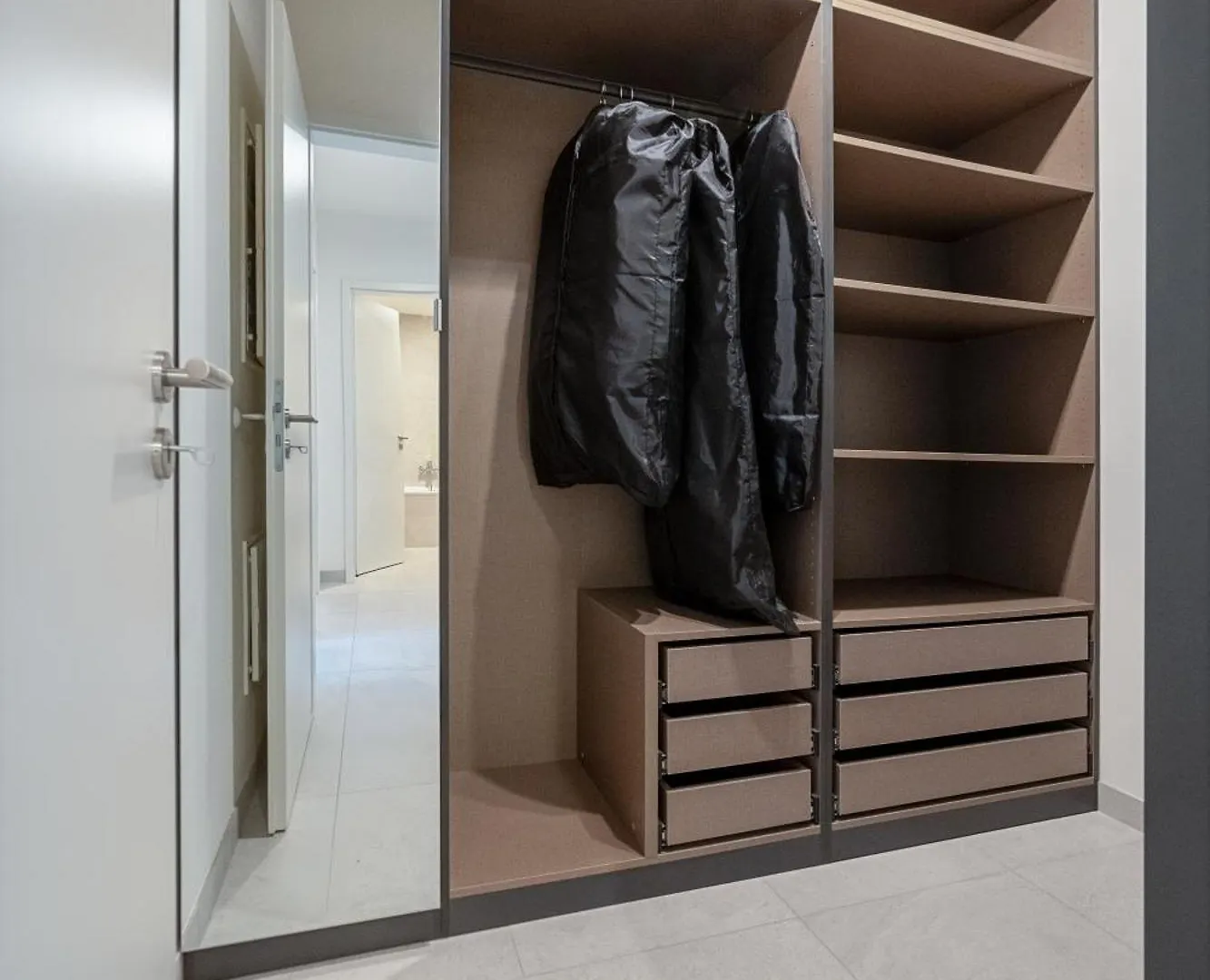 Chic Prague Living At Vista Serenity Apartment With Balcony 0*,